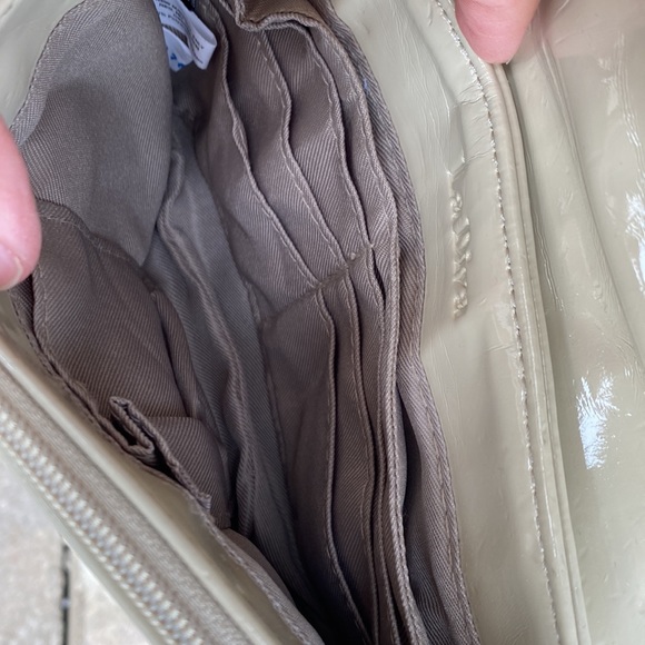 LaDiva Small Crossbody Purse - Picture 4 of 5